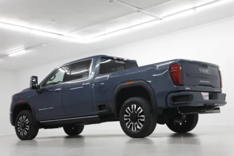 More photos of 2026 GMC Sierra 3500 HD Denali Ultimate at Jim Falk Motors, MO