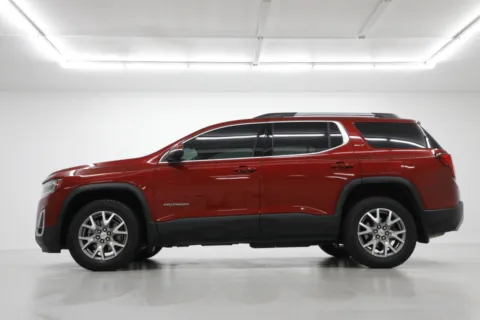 Another view of 2022 GMC Acadia SLT for sale in Clinton, MO at Jim Falk Motors
