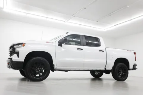 Photos of 2026 Chevrolet Silverado 1500 LT Trail Boss for sale in Clinton, MO at Jim Falk Motors