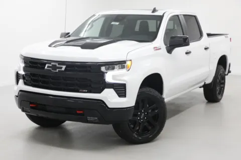 More photos of 2026 Chevrolet Silverado 1500 LT Trail Boss at Jim Falk Motors, MO