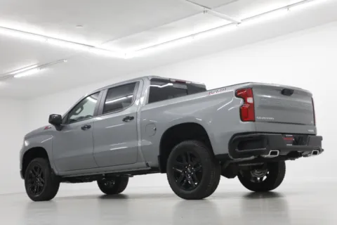 More photos of 2026 Chevrolet Silverado 1500 LT Trail Boss at Jim Falk Motors, MO