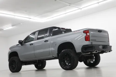 More photos of 2026 Chevrolet Silverado 1500 LT Trail Boss at Jim Falk Motors, MO