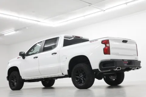 More photos of 2026 Chevrolet Silverado 1500 Custom Trail Boss at Jim Falk Motors, MO