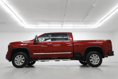Another view of 2026 Chevrolet Silverado 3500 HD High Country for sale in Clinton, MO at Jim Falk Motors