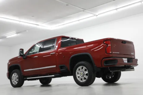 More photos of 2026 Chevrolet Silverado 3500 HD High Country at Jim Falk Motors, MO