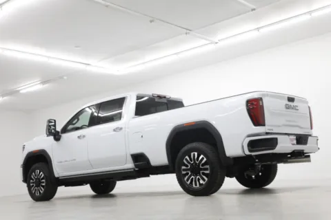 More photos of 2026 GMC Sierra 2500 HD Denali Ultimate at Jim Falk Motors, MO