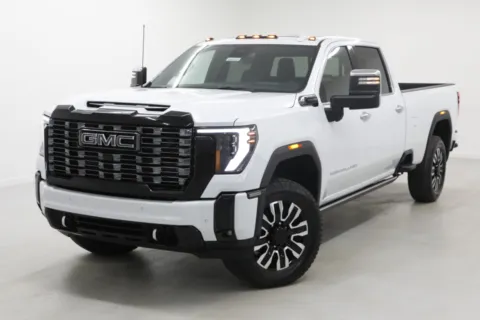 More photos of 2026 GMC Sierra 2500 HD Denali Ultimate at Jim Falk Motors, MO