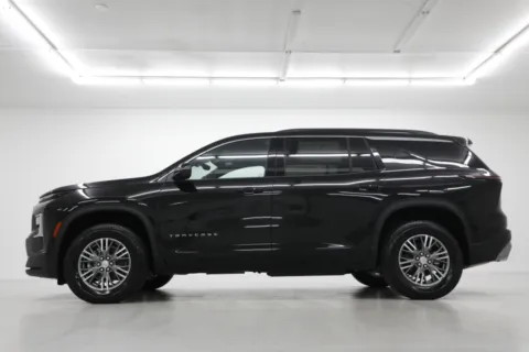 Another view of 2026 Chevrolet Traverse LT for sale in Clinton, MO at Jim Falk Motors