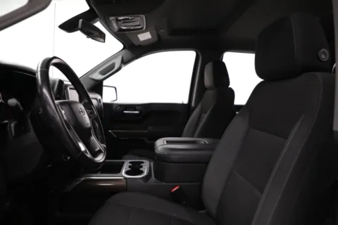 More photos of 2021 Chevrolet Silverado 1500 LT Trail Boss at Jim Falk Motors, MO
