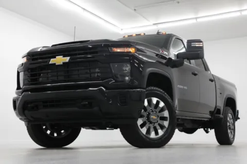 Black 2026 Chevrolet Silverado 2500 HD Custom for sale in Clinton, MO