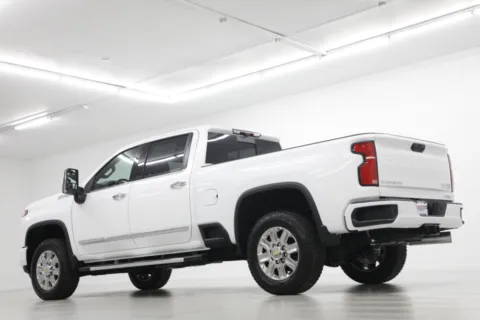 More photos of 2026 Chevrolet Silverado 3500 HD High Country at Jim Falk Motors, MO