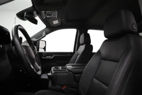 More photos of 2025 Chevrolet Silverado 2500HD LT at Jim Falk Motors, MO