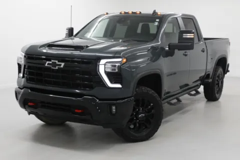 Gray 2025 Chevrolet Silverado 2500HD LT for sale in Clinton, MO