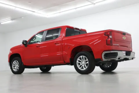 More photos of 2026 Chevrolet Silverado 1500 LT at Jim Falk Motors, MO