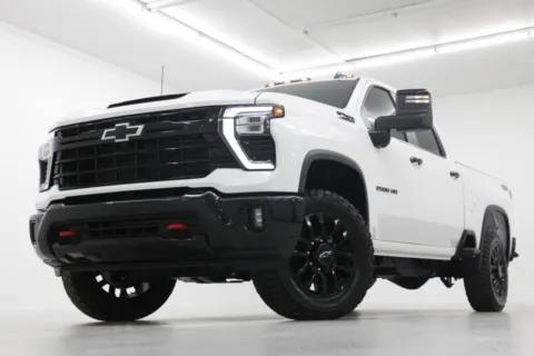 White 2026 Chevrolet Silverado 2500 HD LT for sale in Clinton, MO