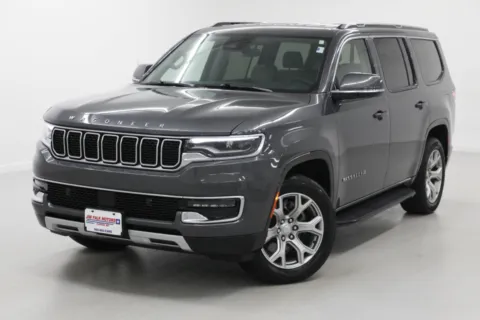 More photos of 2022 Jeep Wagoneer Series II at Jim Falk Motors, MO
