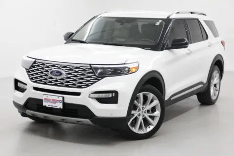 More photos of 2022 Ford Explorer Platinum at Jim Falk Motors, MO
