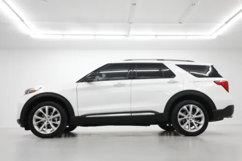 Another view of 2022 Ford Explorer Platinum for sale in Clinton, MO at Jim Falk Motors