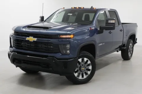 More photos of 2026 Chevrolet Silverado 2500 HD Custom at Jim Falk Motors, MO