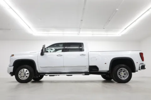Another view of 2026 Chevrolet Silverado 3500 HD High Country for sale in Clinton, MO at Jim Falk Motors