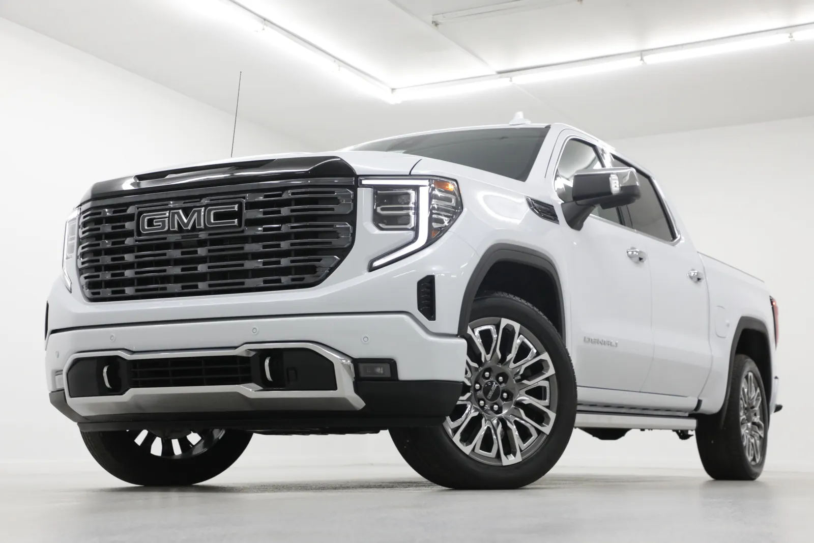 White 2026 GMC Sierra 1500 Denali Ultimate for sale in Clinton, MO