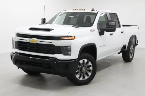 More photos of 2026 Chevrolet Silverado 2500 HD Custom at Jim Falk Motors, MO