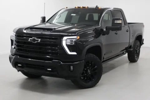 More photos of 2026 Chevrolet Silverado 2500 HD High Country at Jim Falk Motors, MO