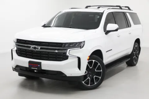More photos of 2022 Chevrolet Suburban RST at Jim Falk Motors, MO