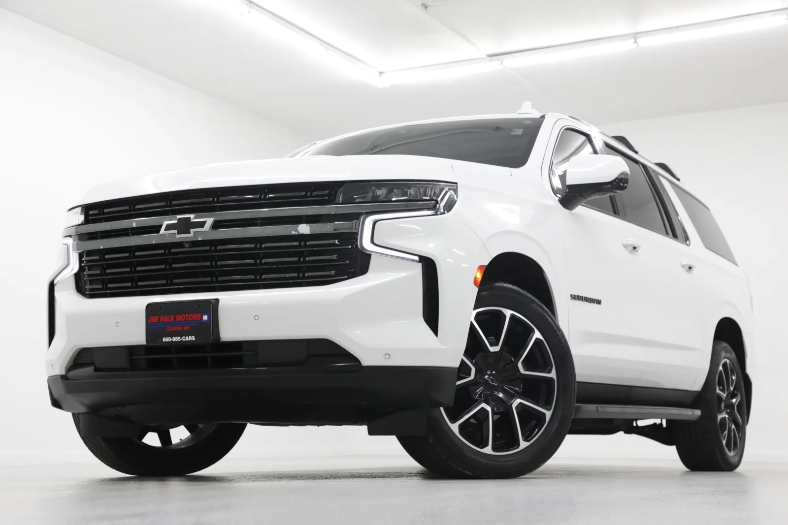 White 2022 Chevrolet Suburban RST for sale in Clinton, MO