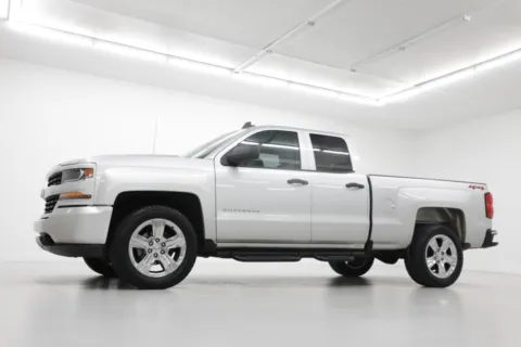 Photos of 2018 Chevrolet Silverado 1500 Custom for sale in Clinton, MO at Jim Falk Motors