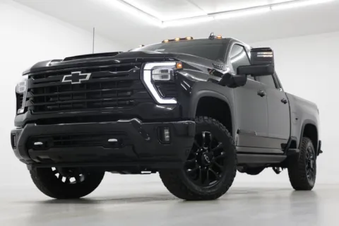 Black 2026 Chevrolet Silverado 3500 HD High Country for sale in Clinton, MO