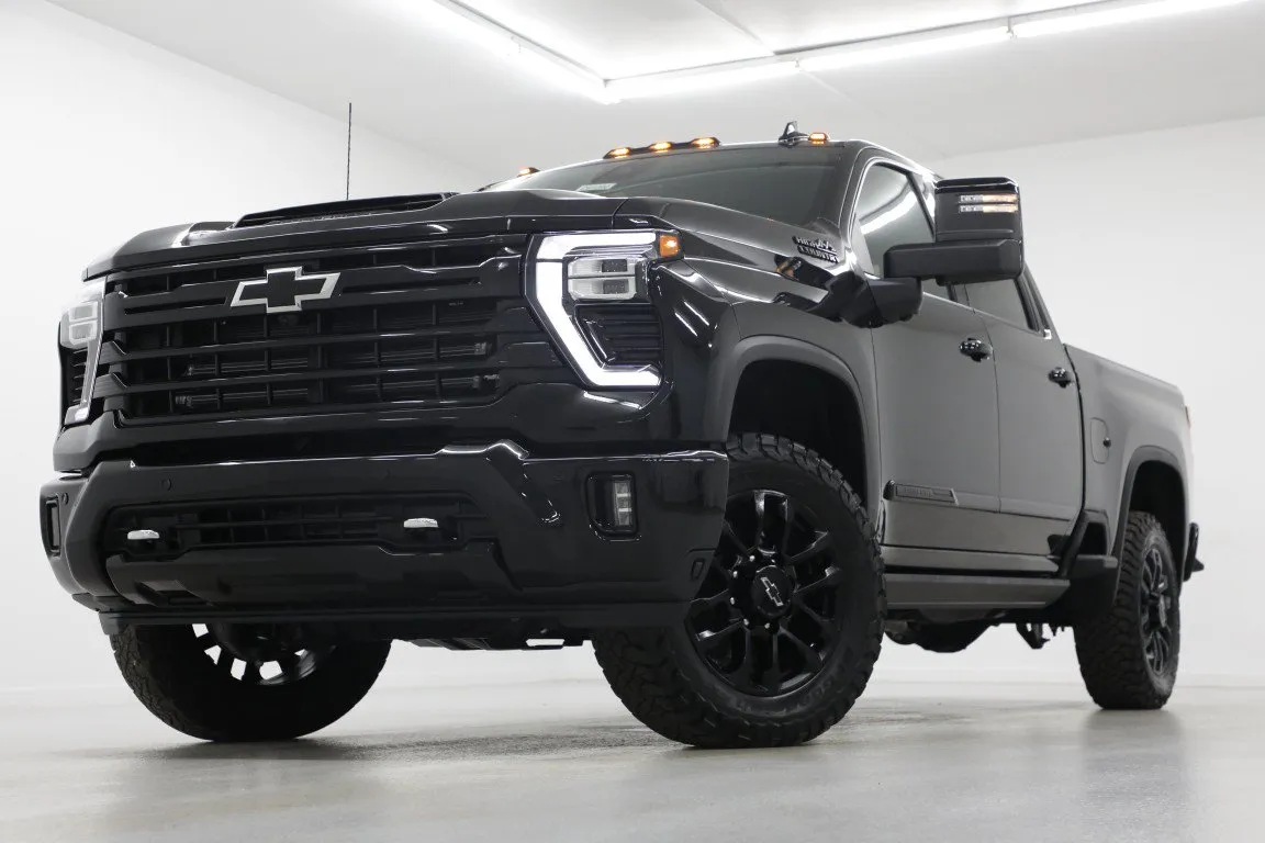 2026 Chevrolet Silverado 3500 HD High Country for sale in Clinton, MO