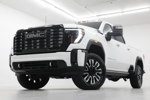 White 2026 GMC Sierra 2500HD Denali Ultimate for sale in Clinton, MO