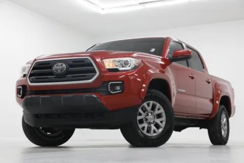 Red 2018 Toyota Tacoma SR5 for sale in Clinton, MO