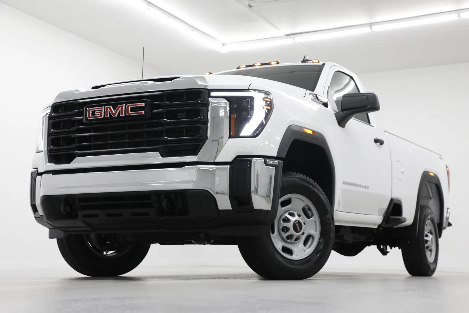 White 2026 GMC Sierra 2500 HD Pro for sale in Clinton, MO