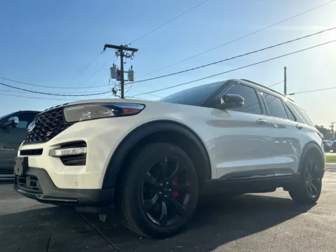 White 2020 Ford Explorer ST for sale in Clinton, MO