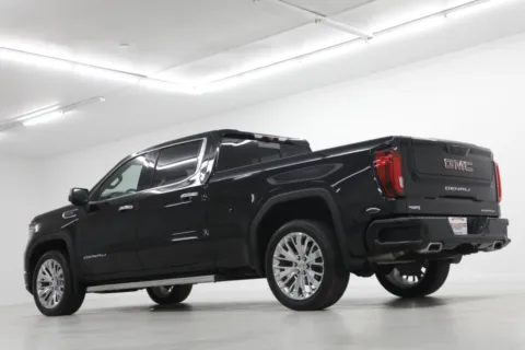 More photos of 2023 GMC Sierra 1500 Denali at Jim Falk Motors, MO