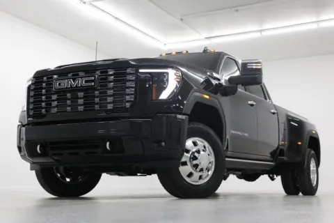 Black 2026 GMC Sierra 3500 HD DRW Denali Ultimate for sale in Clinton, MO