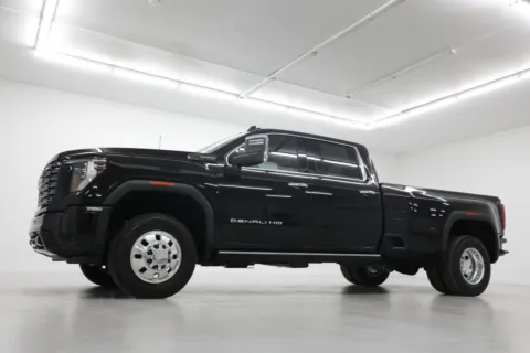 Photos of 2026 GMC Sierra 3500 HD DRW Denali Ultimate for sale in Clinton, MO at Jim Falk Motors
