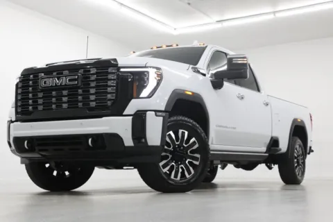 White 2026 GMC Sierra 2500 HD Denali Ultimate for sale in Clinton, MO