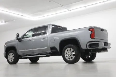 More photos of 2026 Chevrolet Silverado 3500 HD High Country at Jim Falk Motors, MO