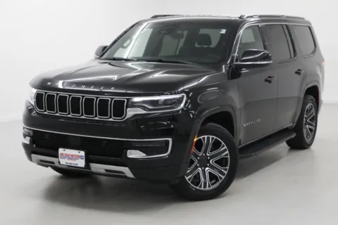 More photos of 2024 Jeep Wagoneer Series II at Jim Falk Motors, MO
