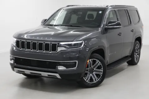More photos of 2024 Jeep Wagoneer Series II at Jim Falk Motors, MO