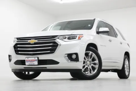 Photos of 2021 Chevrolet Traverse High Country for sale in Clinton, MO at Jim Falk Motors