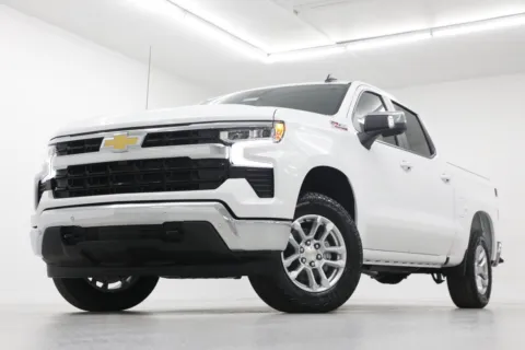 White 2026 Chevrolet Silverado 1500 LT for sale in Clinton, MO
