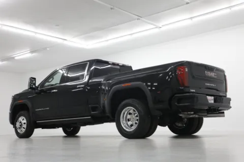 More photos of 2026 GMC Sierra 3500 HD Denali at Jim Falk Motors, MO