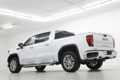 More photos of 2026 GMC Sierra 1500 Denali at Jim Falk Motors, MO