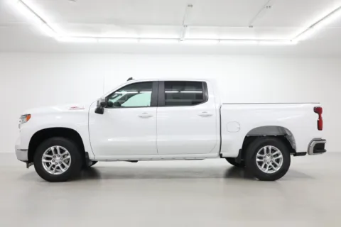Another view of 2026 Chevrolet Silverado 1500 LT for sale in Clinton, MO at Jim Falk Motors