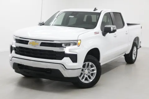 More photos of 2026 Chevrolet Silverado 1500 LT at Jim Falk Motors, MO