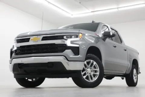 Gray 2026 Chevrolet Silverado 1500 LT for sale in Clinton, MO